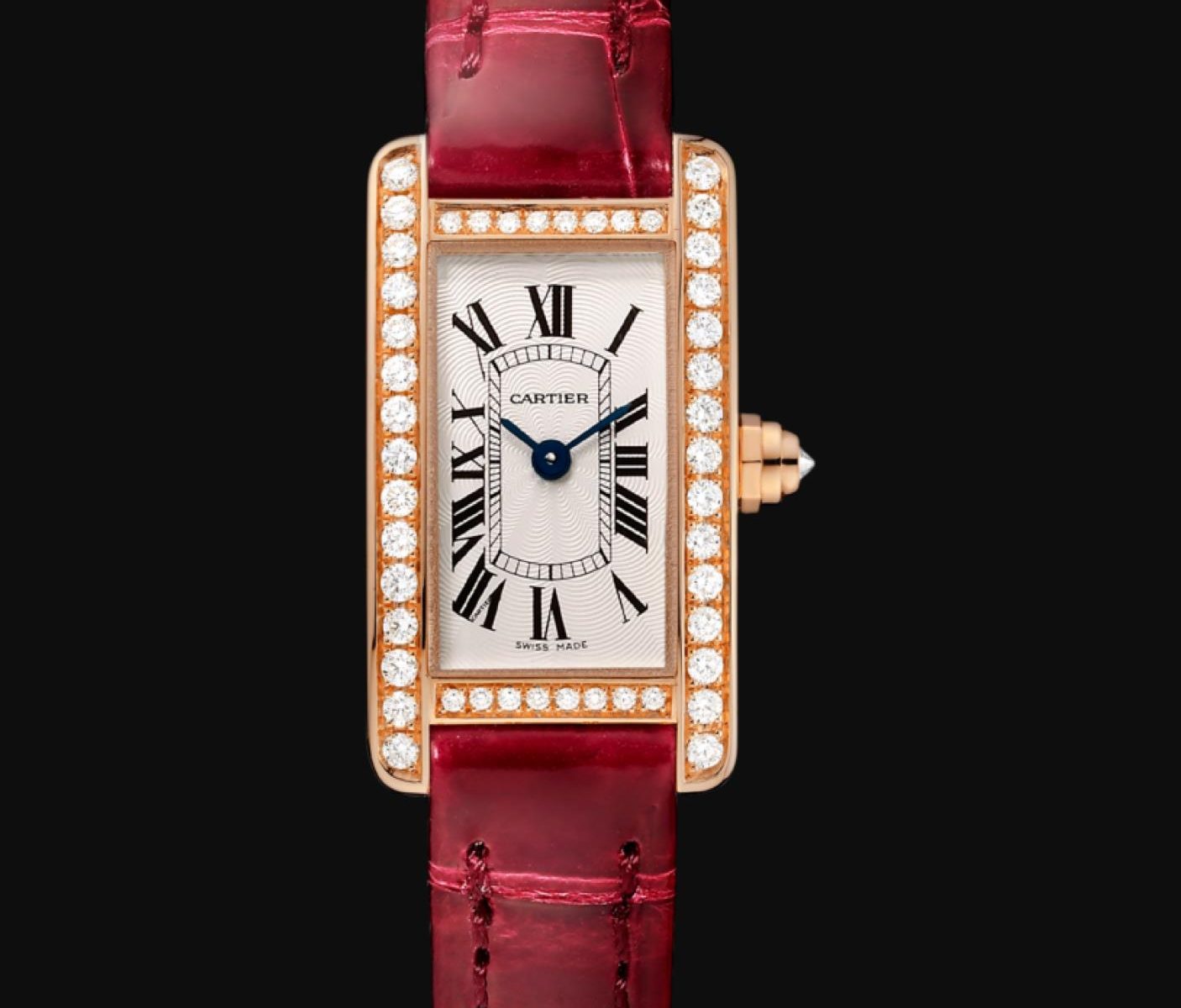 The 18k rose gold fake watch is decorated with diamonds.