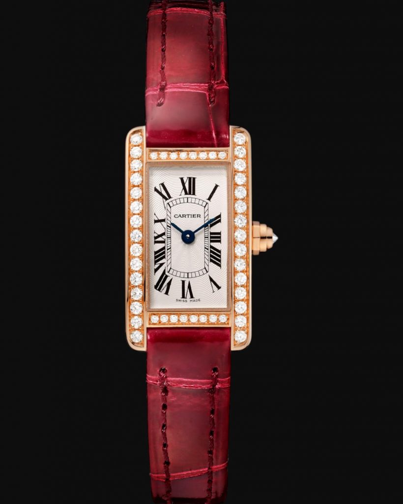 The 18k rose gold fake watch is decorated with diamonds.